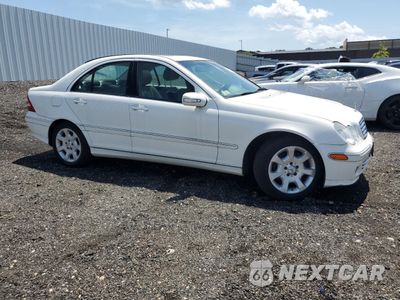 Czwarte zdjęcie samochodu z boku: 2006 MERCEDES-BENZ C 280 4MATIC VIN:WDBRF92HX6F756596 - miniatura