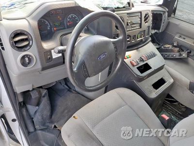 Zdjęcie 8 z 13 samochodu: 2009 FORD ECONOLINE E350 SUPER DUTY VAN VIN:1FDSS34P39DA49920 - miniatura