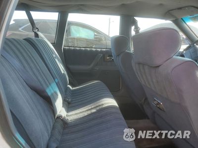 Zdjęcie 10 z 12 samochodu: 1994 OLDSMOBILE CUTLASS CRUISER S VIN:1G3AJ85M3R6346839 - miniatura