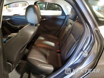 Zdjęcie 10 z 12 samochodu: 2013 FORD FOCUS TITANIUM VIN:1FADP3N24DL156545 - miniatura