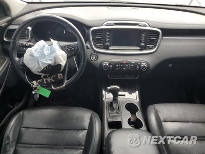 Zdjęcie 8 z 13 samochodu: 2017 KIA SORENTO EX VIN:5XYPH4A50HG235674 - miniatura