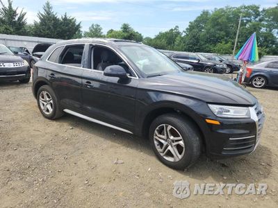 Czwarte zdjęcie samochodu z boku: 2019 AUDI Q5 PREMIUM VIN:WA1ANAFY9K2139229 - miniatura
