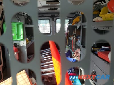 Zdjęcie 10 z 13 samochodu: 2021 CHEVROLET EXPRESS G2500 VIN:1GCWGAFP9M1160409 - miniatura