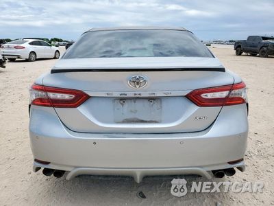 Zdjęcie 6 z 15 samochodu: 2018 TOYOTA CAMRY XSE VIN:4T1B61HK8JU130519 - miniatura