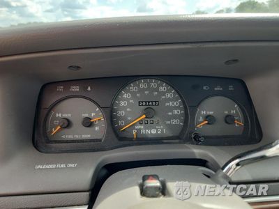Zdjęcie 9 z 15 samochodu: 1996 MERCURY GRAND MARQUIS GS VIN:2MELM74W1TX614875 - miniatura