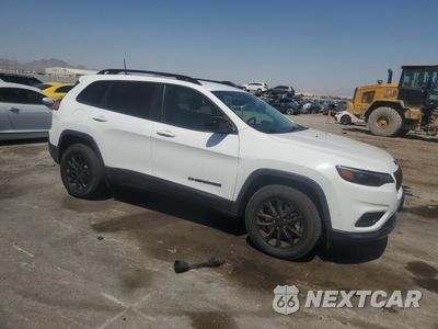 Czwarte zdjęcie samochodu z boku: 2023 JEEP CHEROKEE ALTITUDE LUX VIN:1C4PJMMB6PD100864 - miniatura