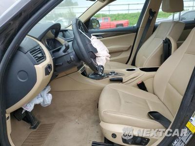 Zdjęcie 7 z 13 samochodu: 2015 BMW X1 XDRIVE28I VIN:WBAVL1C53FVY27350 - miniatura