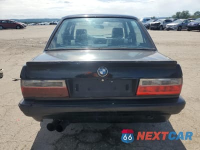 Zdjęcie 6 z 12 samochodu: 1987 BMW 3 SERIES VIN:WBAAC510002807904 - miniatura