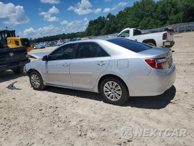 Drugie zdjęcie samochodu z przodu: 2014 TOYOTA CAMRY L VIN:4T4BF1FK1ER413682 - miniatura