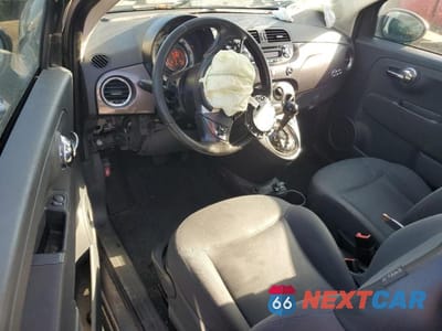 Zdjęcie 8 z 12 samochodu: 2015 FIAT 500 POP VIN:3C3CFFAR1FT689784 - miniatura
