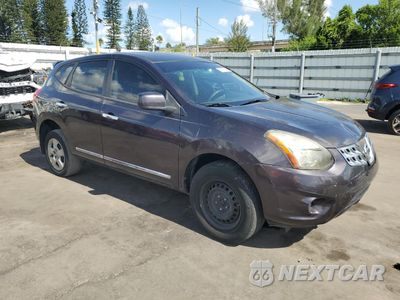 Czwarte zdjęcie samochodu z boku: 2014 NISSAN ROGUE SELECT S VIN:JN8AS5MT6EW616777 - miniatura