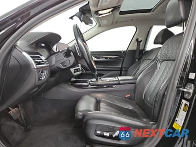 Zdjęcie 7 z 14 samochodu: 2020 BMW 740 I VIN:WBA7T2C07LCD04975 - miniatura