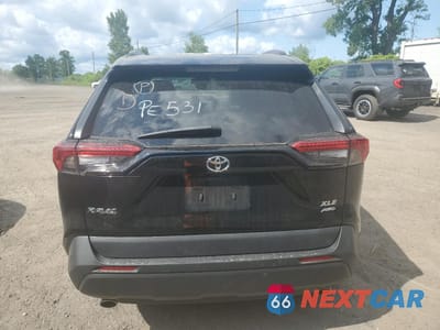Zdjęcie 6 z 13 samochodu: 2022 TOYOTA RAV4 XLE VIN:2T3P1RFV0NC261717 - miniatura