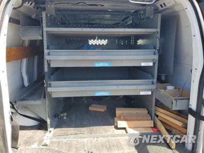 Zdjęcie 10 z 14 samochodu: 2018 CHEVROLET EXPRESS G2500 VIN:1GCWGAFP8J1184227 - miniatura