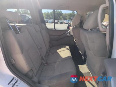 Zdjęcie 11 z 13 samochodu: 2010 NISSAN PATHFINDER S FE+ VIN:5N1AR1NN7AC612132 - miniatura