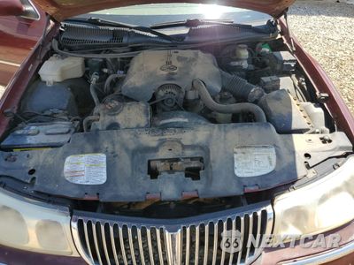 Zdjęcie 11 z 11 samochodu: 2000 LINCOLN TOWN CAR EXECUTIVE VIN:1LNHM81W6YY774724 - miniatura