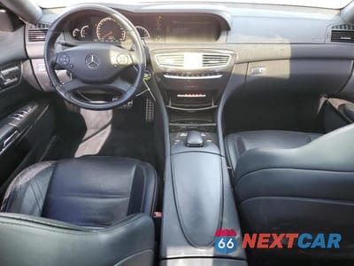 Zdjęcie 8 z 12 samochodu: 2012 MERCEDES-BENZ CL 63 AMG VIN:WDDEJ7EB4CA029429 - miniatura