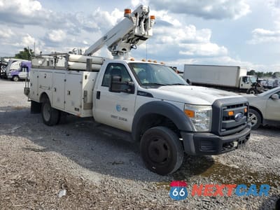 Czwarte zdjęcie samochodu z boku: 2015 FORD F450 SUPER DUTY VIN:1FDUF4GY1FEC93403 - miniatura