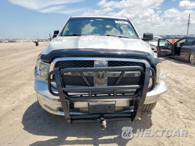 Piąte zdjęcie samochodu w środku: 2016 RAM 1500 SLT VIN:1C6RR6GG7GS285711 - miniatura