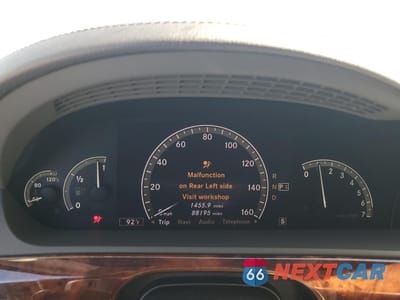 Zdjęcie 9 z 14 samochodu: 2007 MERCEDES-BENZ S 550 VIN:WDDNG71XX7A068385 - miniatura