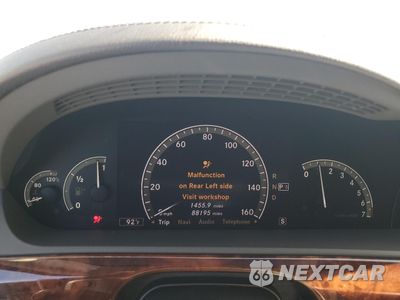 Zdjęcie 9 z 14 samochodu: 2007 MERCEDES-BENZ S 550 VIN:WDDNG71XX7A068385 - miniatura