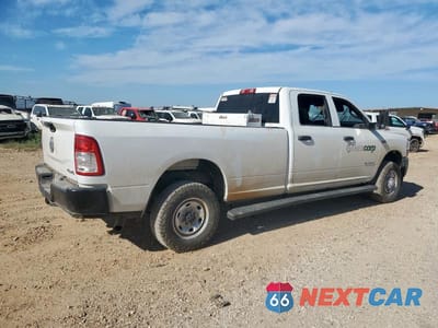 Trzecie zdjęcie samochodu z tyłu: 2022 RAM 2500 TRADESMAN VIN:3C6UR5HJ3NG390250 - miniatura