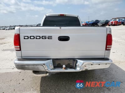 Zdjęcie 6 z 12 samochodu: 2001 DODGE DAKOTA VIN:1B7FL26X71S345839 - miniatura