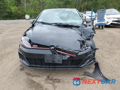 Piąte zdjęcie samochodu w środku: 2021 VOLKSWAGEN GTI S VIN:3VW6T7AUXMM016136 - miniatura
