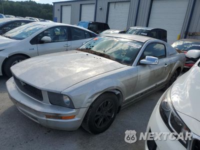 2008 FORD MUSTANG 1ZVHT80N185124729 - główne zdjęcie licytacji z USA - miniatura