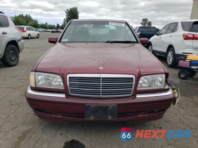 Piąte zdjęcie samochodu w środku: 1999 MERCEDES-BENZ C 230 VIN:WDBHA24G7XA659733 - miniatura