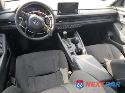 Zdjęcie 8 z 12 samochodu: 2023 HONDA ACCORD EX VIN:1HGCY1F35PA017024 - miniatura