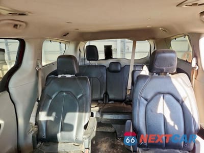 Zdjęcie 10 z 13 samochodu: 2019 CHRYSLER PACIFICA TOURING L VIN:2C4RC1BG2KR624826 - miniatura