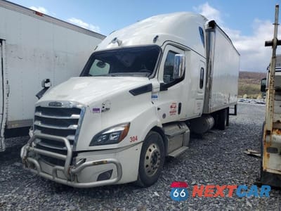 Drugie zdjęcie samochodu z przodu: 2020 FREIGHTLINER CASCADIA 116 VIN:1FVAHNDV6LLKY5942 - miniatura