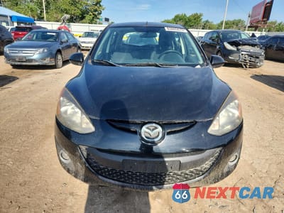 Piąte zdjęcie samochodu w środku: 2013 MAZDA MAZDA2 VIN:JM1DE1LZ4D0157748 - miniatura