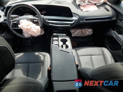 Zdjęcie 8 z 12 samochodu: 2025 CADILLAC LYRIQ LUXURY VIN:1GYKPTRLXSZ301547 - miniatura