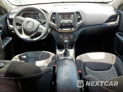 Zdjęcie 8 z 15 samochodu: 2015 JEEP CHEROKEE SPORT VIN:1C4PJLAB3FW694931 - miniatura