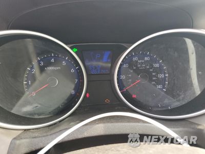 Zdjęcie 9 z 14 samochodu: 2014 HYUNDAI TUCSON GLS VIN:KM8JTCAF0EU890138 - miniatura