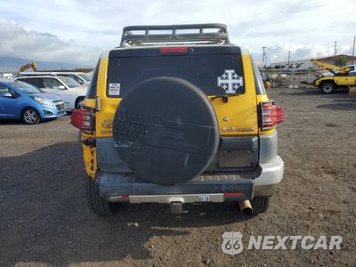Zdjęcie 6 z 13 samochodu: 2007 TOYOTA FJ CRUISER VIN:JTEBU11FX70052800 - miniatura