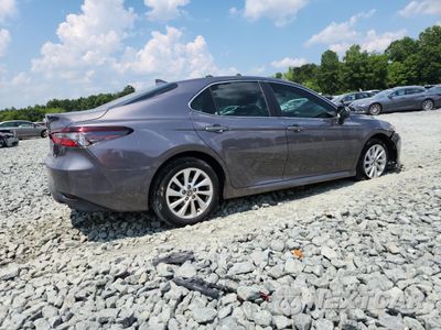 Trzecie zdjęcie samochodu z tyłu: 2023 TOYOTA CAMRY LE VIN:4T1C11AK9PU760216 - miniatura