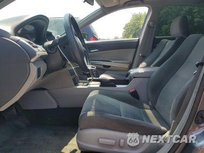 Zdjęcie 7 z 14 samochodu: 2008 HONDA ACCORD EX VIN:1HGCP36758A043772 - miniatura