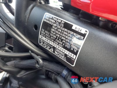 Zdjęcie 9 z 10 samochodu: 2024 HONDA CBR650 R VIN:MLHRH1555R5001555 - miniatura