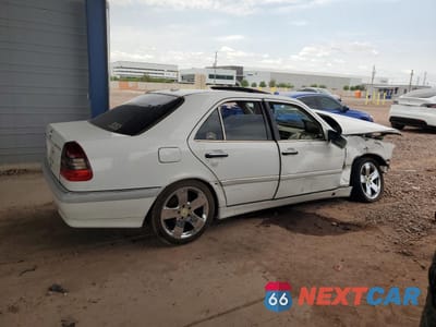 Trzecie zdjęcie samochodu z tyłu: 2000 MERCEDES-BENZ C 230 VIN:WDBHA24G7YA847217 - miniatura