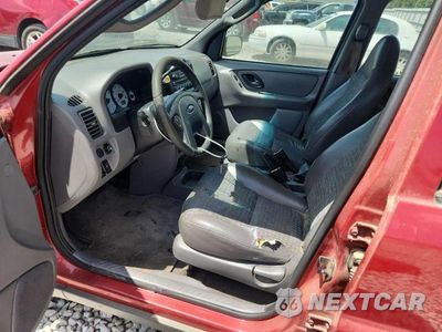 Zdjęcie 7 z 13 samochodu: 2001 FORD ESCAPE XLS VIN:1FMYU01101KB29324 - miniatura