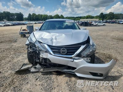 Piąte zdjęcie samochodu w środku: 2016 NISSAN ALTIMA 2.5 VIN:1N4AL3APXGC232368 - miniatura