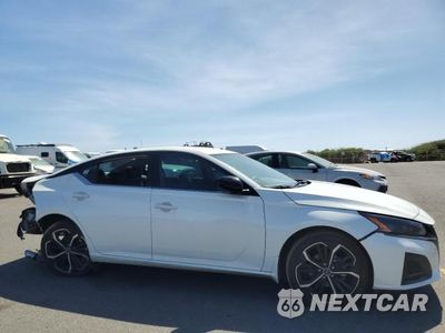 Czwarte zdjęcie samochodu z boku: 2024 NISSAN ALTIMA SR VIN:1N4BL4CV8RN304357 - miniatura