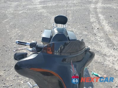 Piąte zdjęcie samochodu w środku: 2011 HARLEY-DAVIDSON FLHX VIN:1HD1KBM13BB670760 - miniatura