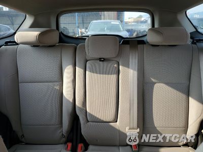 Zdjęcie 10 z 14 samochodu: 2017 FORD ESCAPE SE VIN:1FMCU9GD4HUC79497 - miniatura