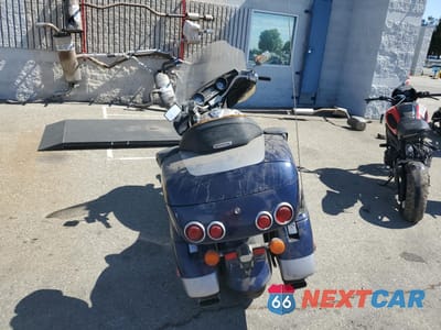 Czwarte zdjęcie samochodu z boku: 2000 HONDA GL1500 CF VIN:1HFSC4108YA100302 - miniatura