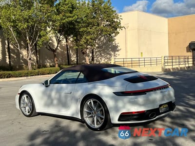 Czwarte zdjęcie samochodu z boku: 2021 PORSCHE 911 CARRERA VIN:WP0CA2A91MS239859 - miniatura