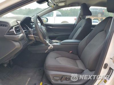 Zdjęcie 7 z 13 samochodu: 2020 TOYOTA CAMRY LE VIN:4T1C11AK5LU986702 - miniatura